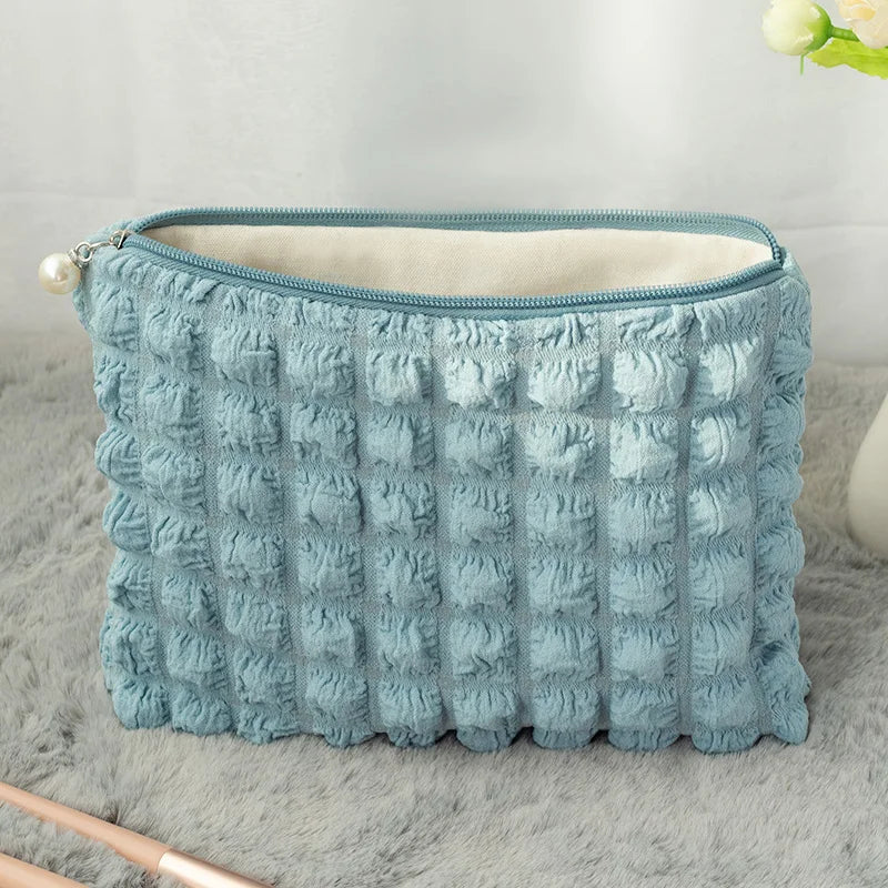 Travel Organizer Portable Zipper Soft Makeup Pouch for Lady Girls Popular Boho Reusable Bubble Cloth Capacity Cosmetic Bag