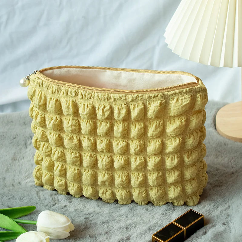 Travel Organizer Portable Zipper Soft Makeup Pouch for Lady Girls Popular Boho Reusable Bubble Cloth Capacity Cosmetic Bag